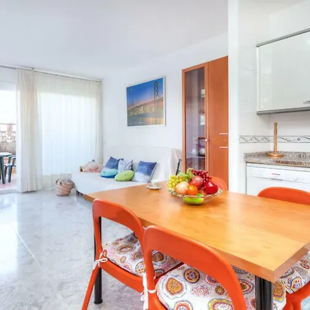 Fleming By Interhome يوريت دي مار